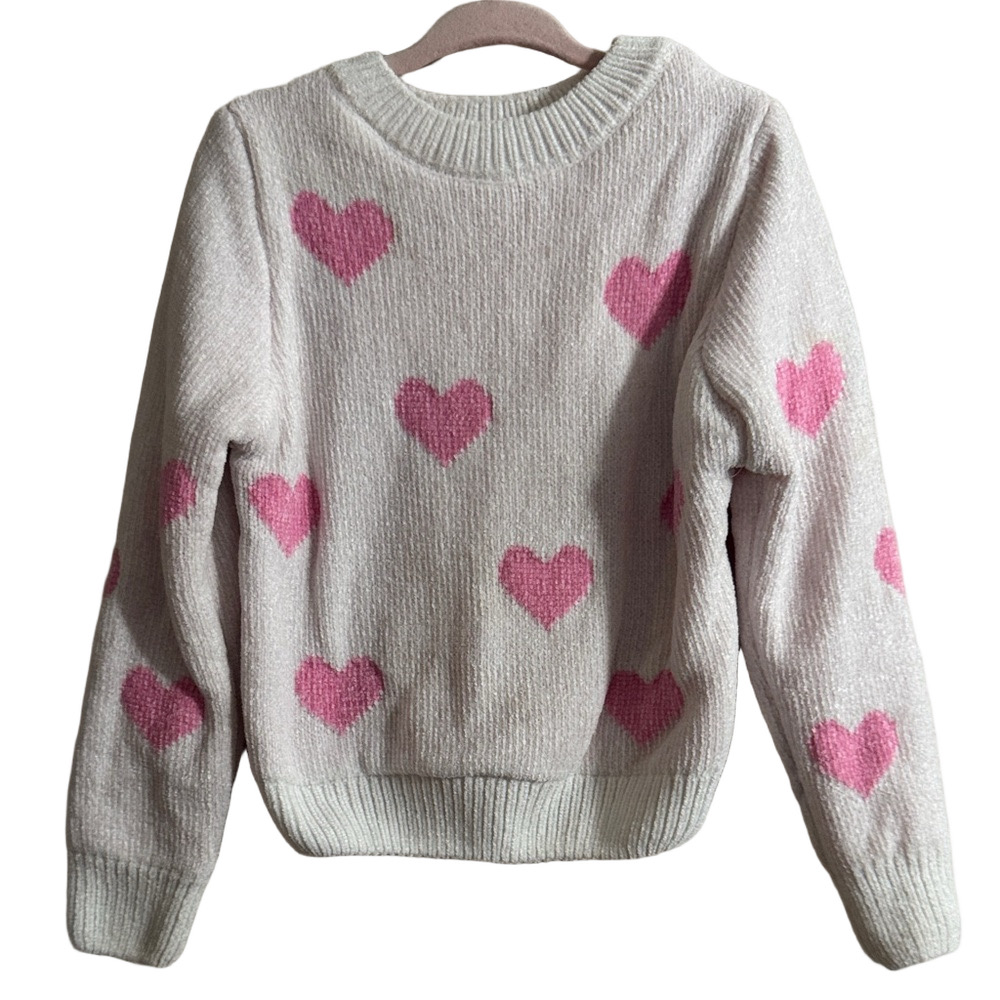btween Crewneck Sweater with Pink Heart Pattern
